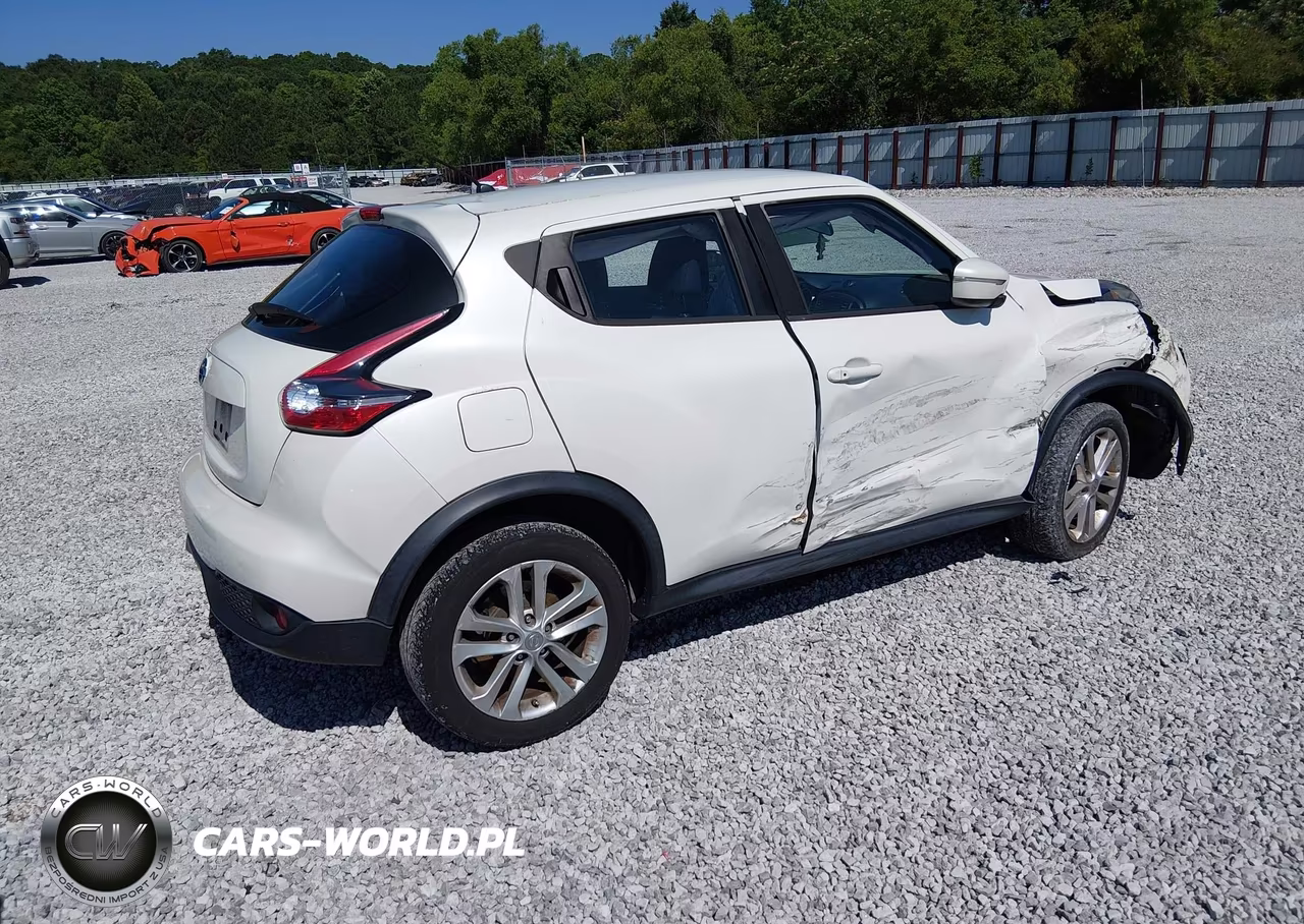 2017 Nissan Juke S VIN:JN8AF5MRXHT704004 - 4