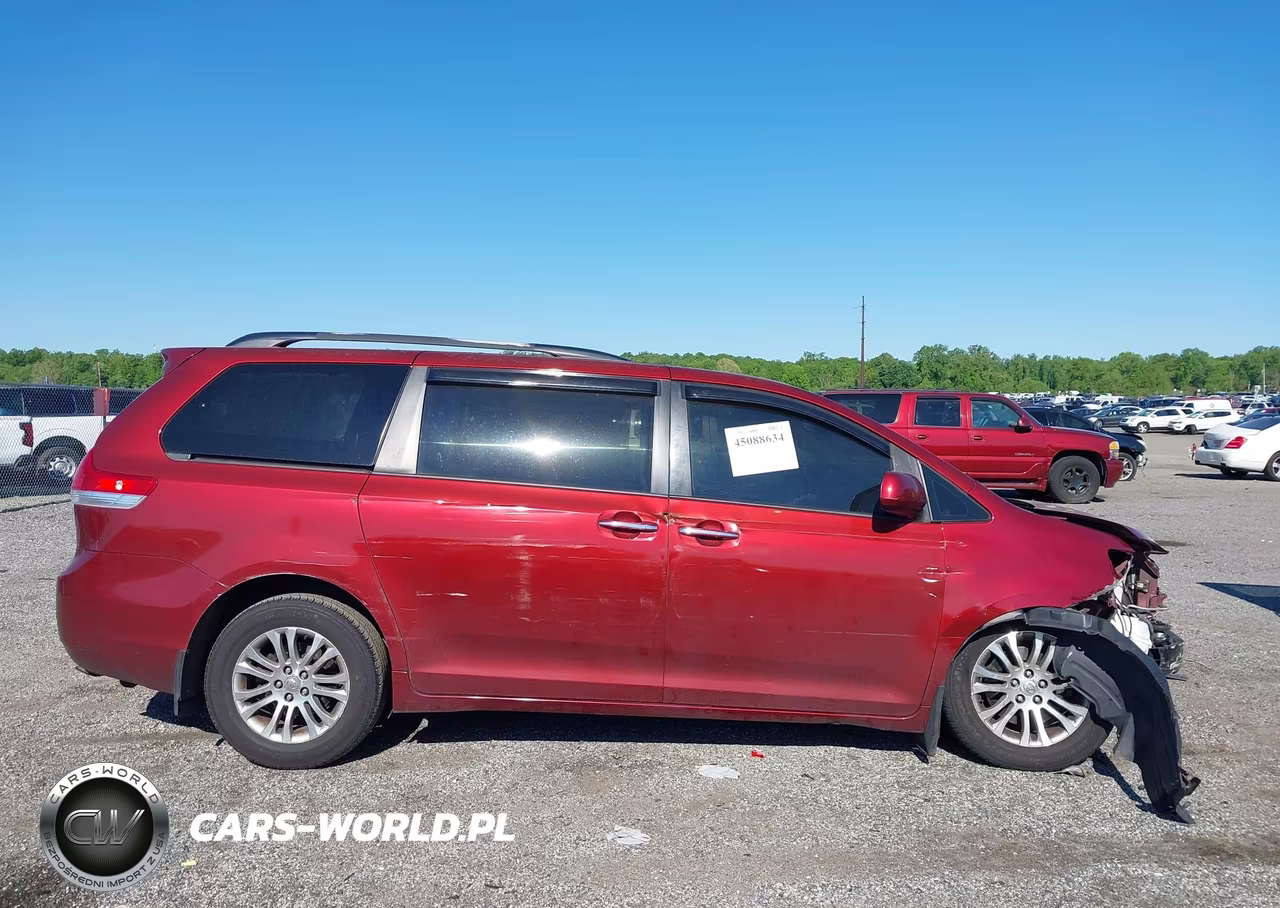 2011 Toyota Sienna Xle V6 VIN:5TDYK3DC7BS114760 - 13
