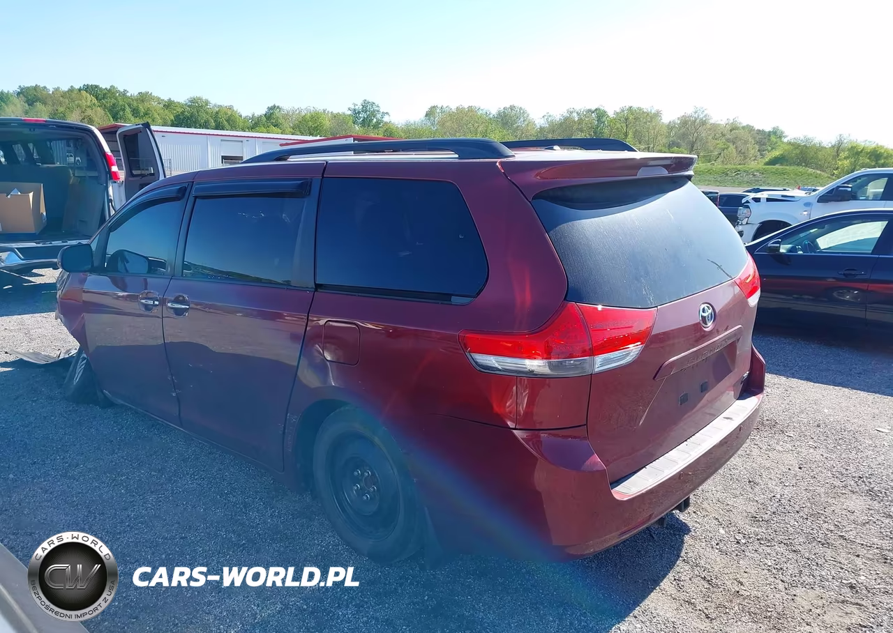 2011 Toyota Sienna Xle V6 VIN:5TDYK3DC7BS114760 - 3