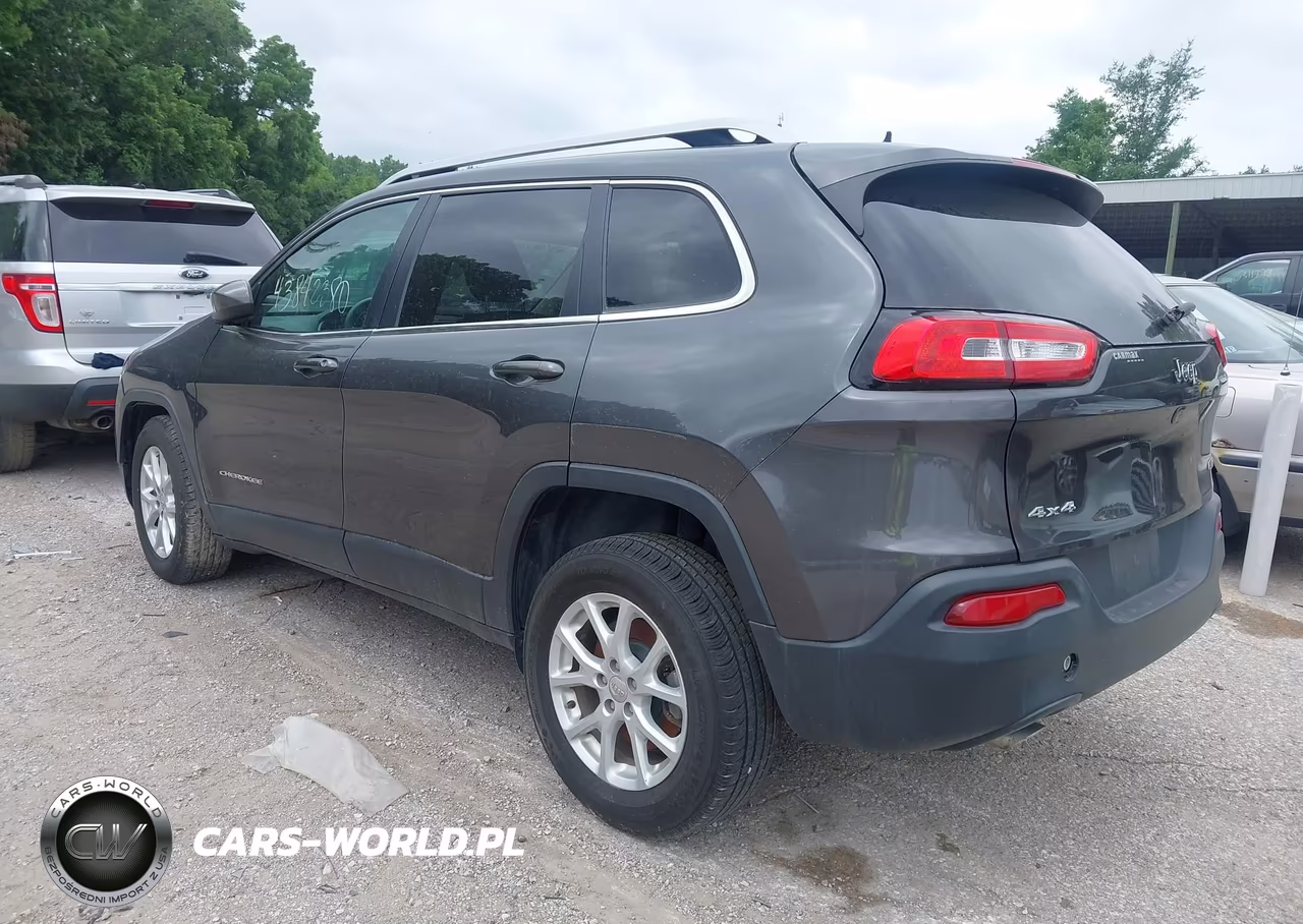 2016 Jeep Cherokee Latitude VIN:1C4PJMCB7GW144118 - 3