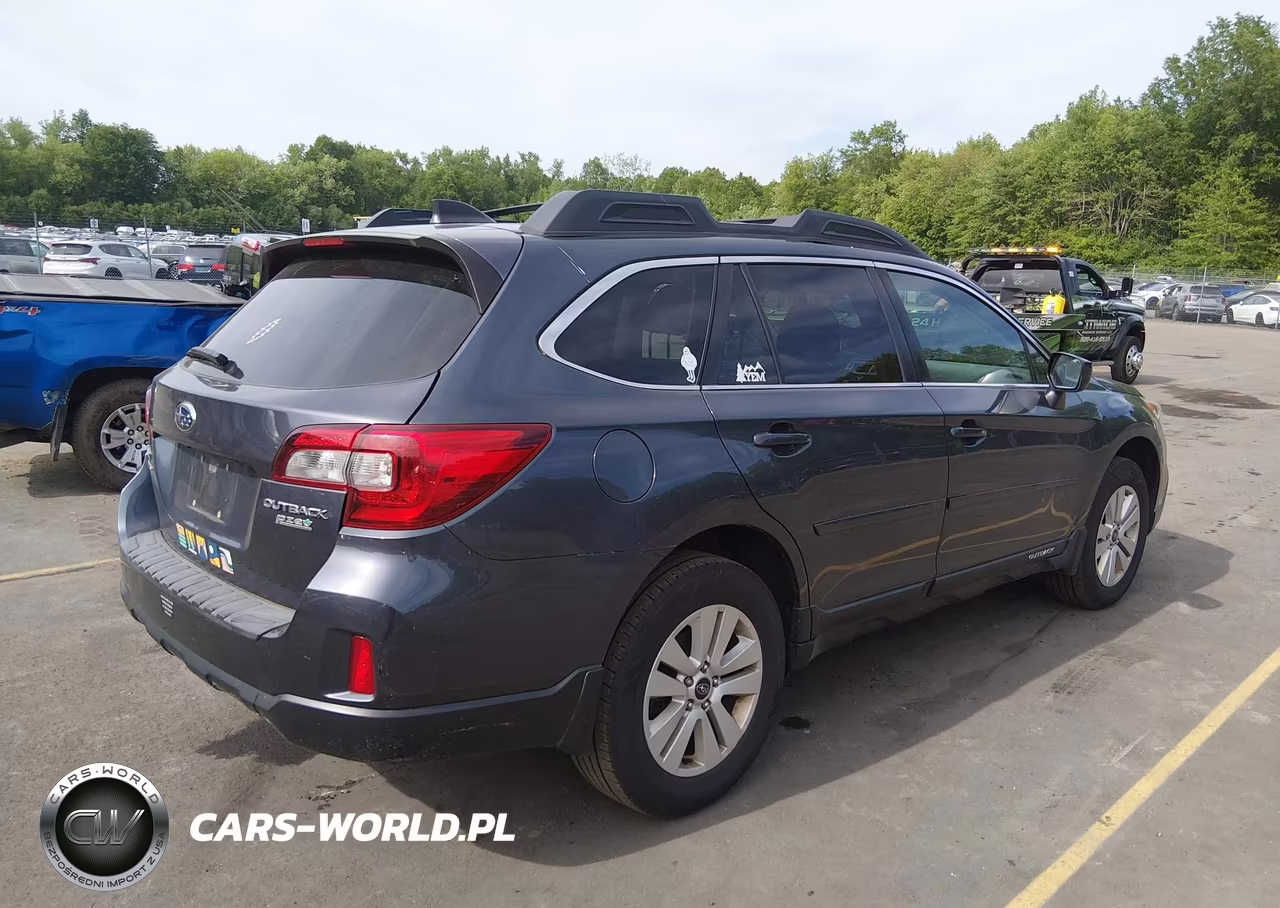 2017 Subaru Outback 2.5I Premium VIN:4S4BSACC1H3313286 - 4