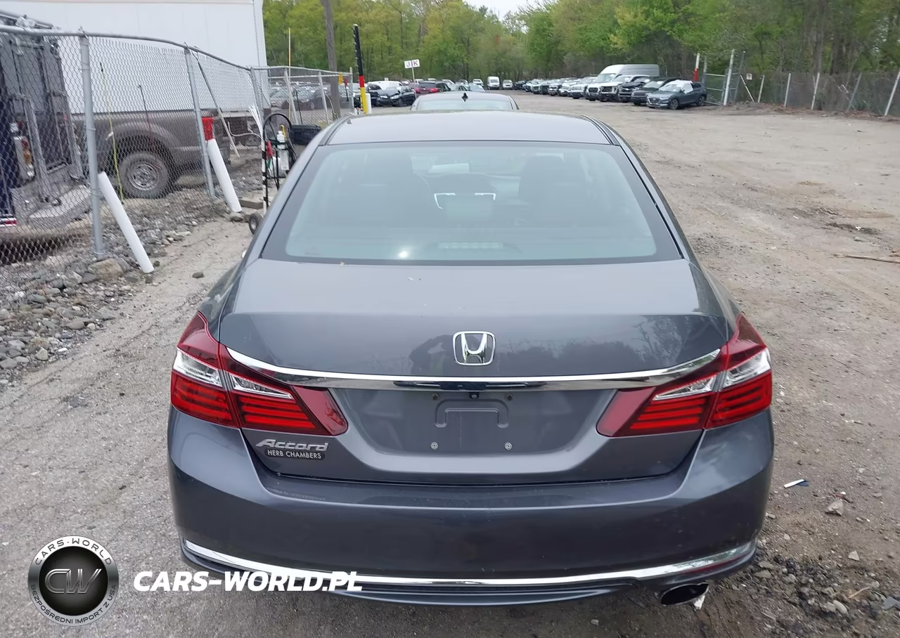 2017 Honda Accord Lx VIN:1HGCR2F37HA035626 - 17