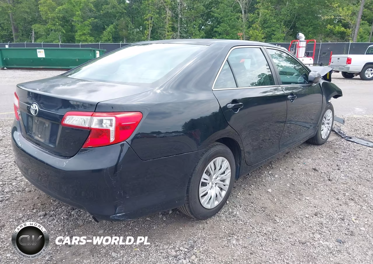 2012 Toyota Camry L VIN:4T1BF1FK4CU606450 - 4