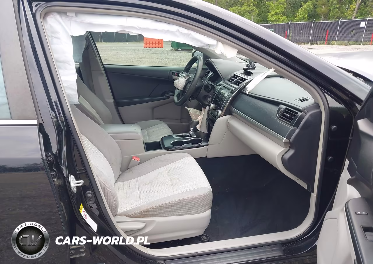 2012 Toyota Camry L VIN:4T1BF1FK4CU606450 - 5