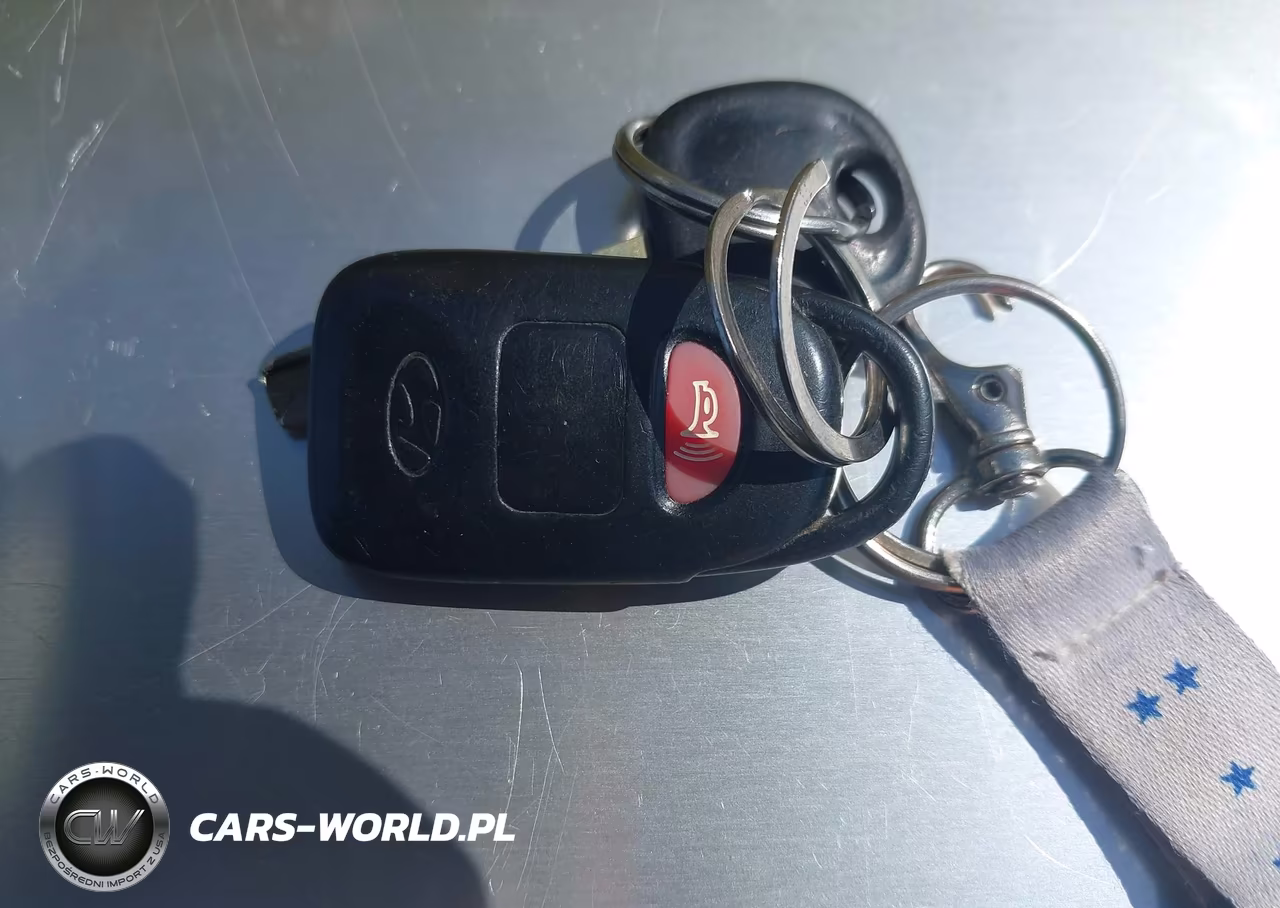 2016 Hyundai Veloster VIN:KMHTC6AD5GU291960 - 11