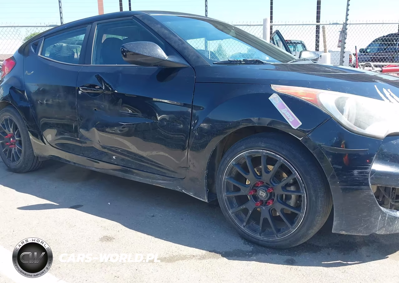2016 Hyundai Veloster VIN:KMHTC6AD5GU291960 - 6
