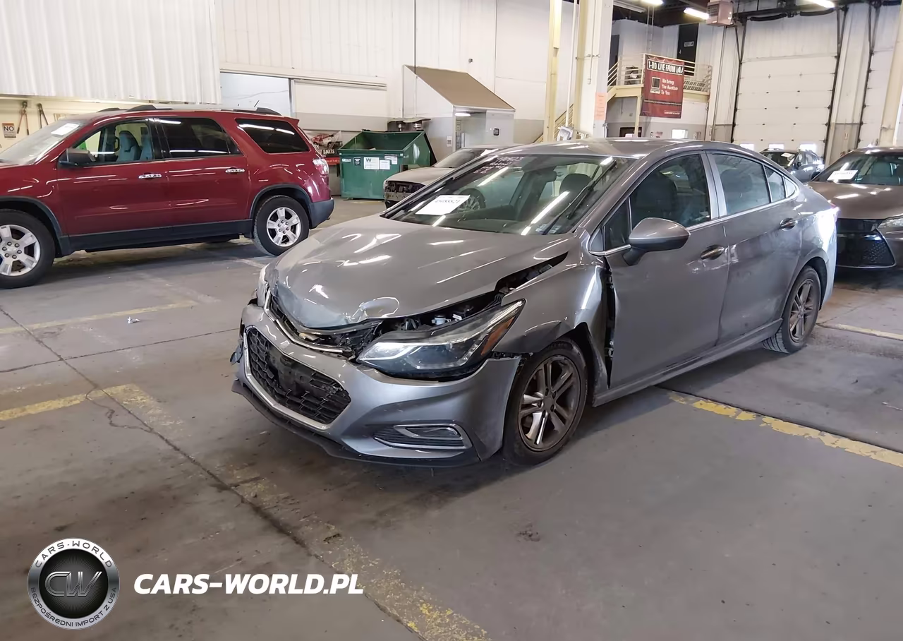 2018 Chevrolet Cruze Lt Auto VIN:1G1BE5SM0J7153745 - 2