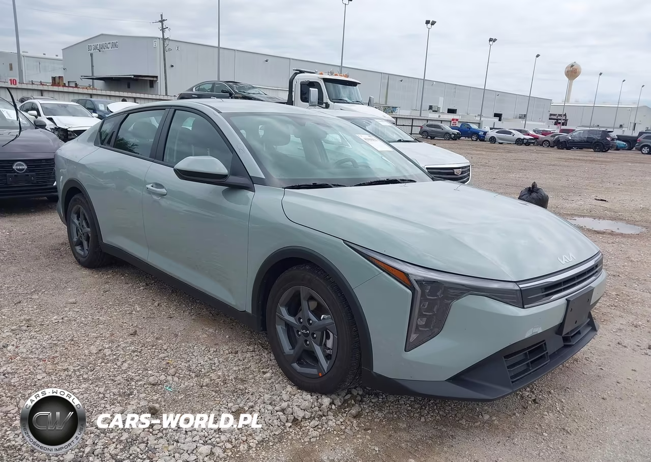 2026 Kia K4 Lxs