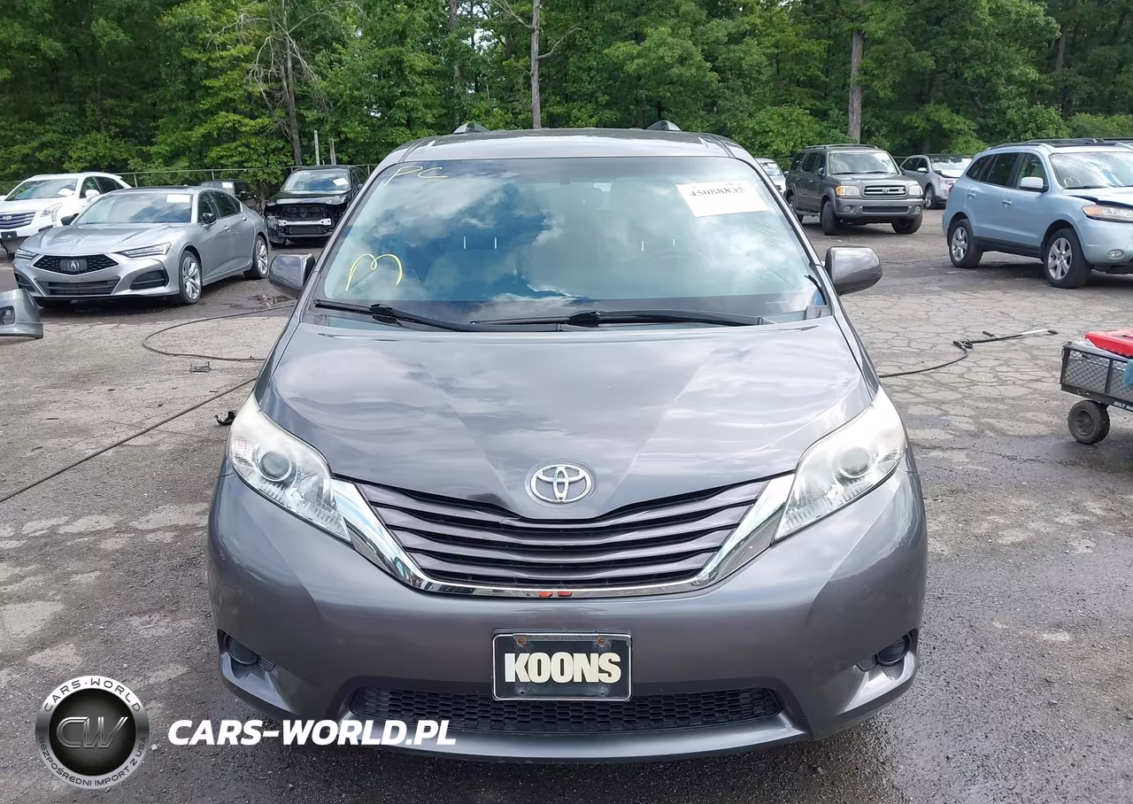 2015 Toyota Sienna Le 8 Passenger VIN:5TDKK3DC0FS547722 - 12