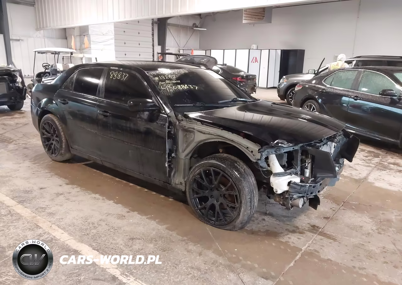 2014 Chrysler 300 – zdjęcie 1 z 17