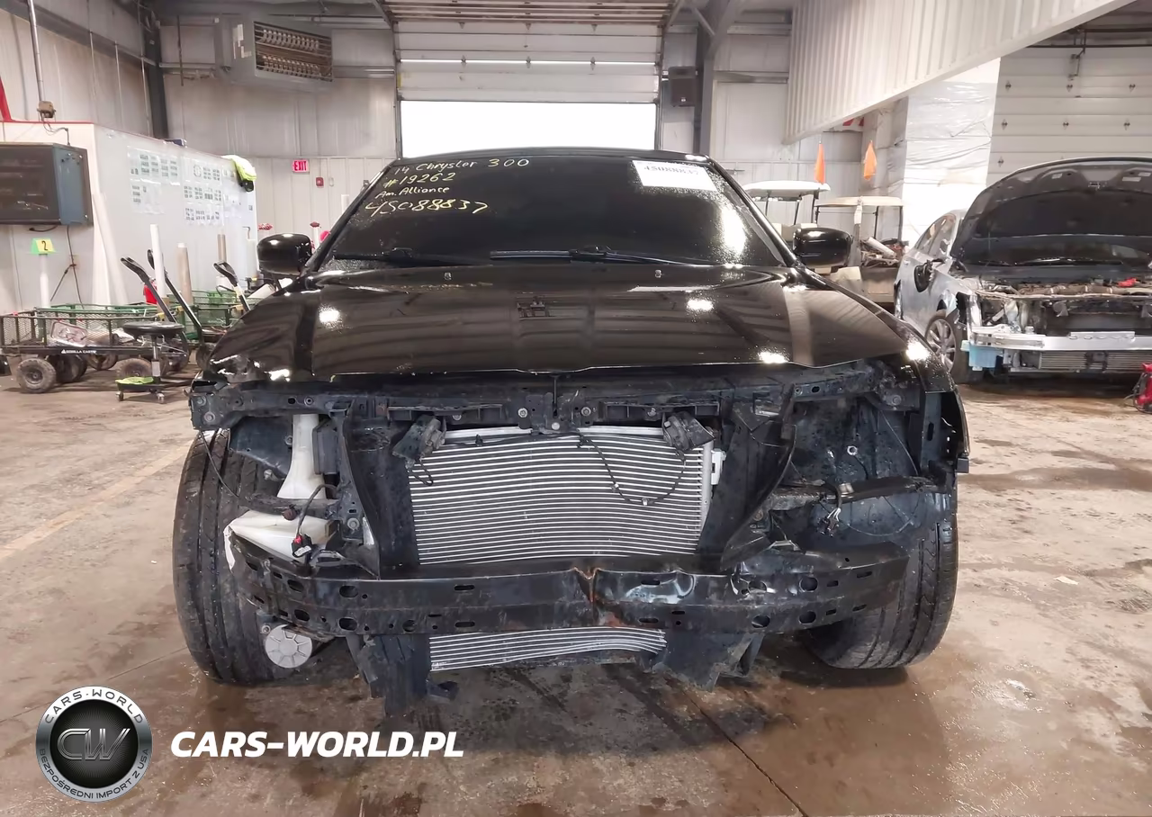 2014 Chrysler 300 VIN:2C3CCAAG1EH260100 - 13