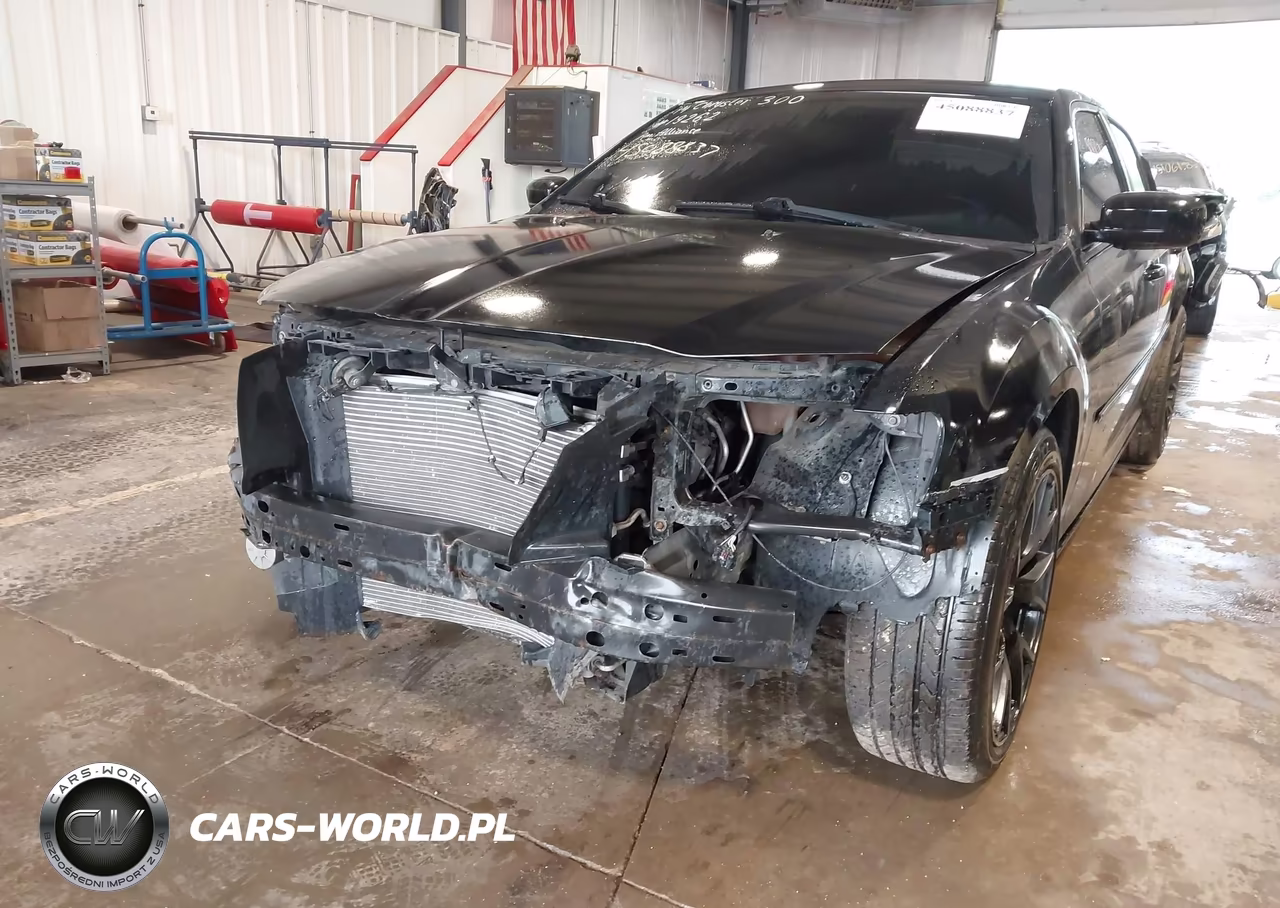 2014 Chrysler 300 VIN:2C3CCAAG1EH260100 - 6