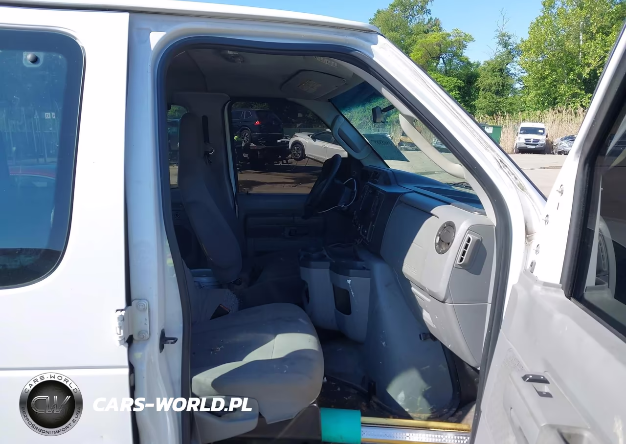 2012 Ford E-350 Super Duty Xl VIN:1FBSS3BLXCDA08586 - 5