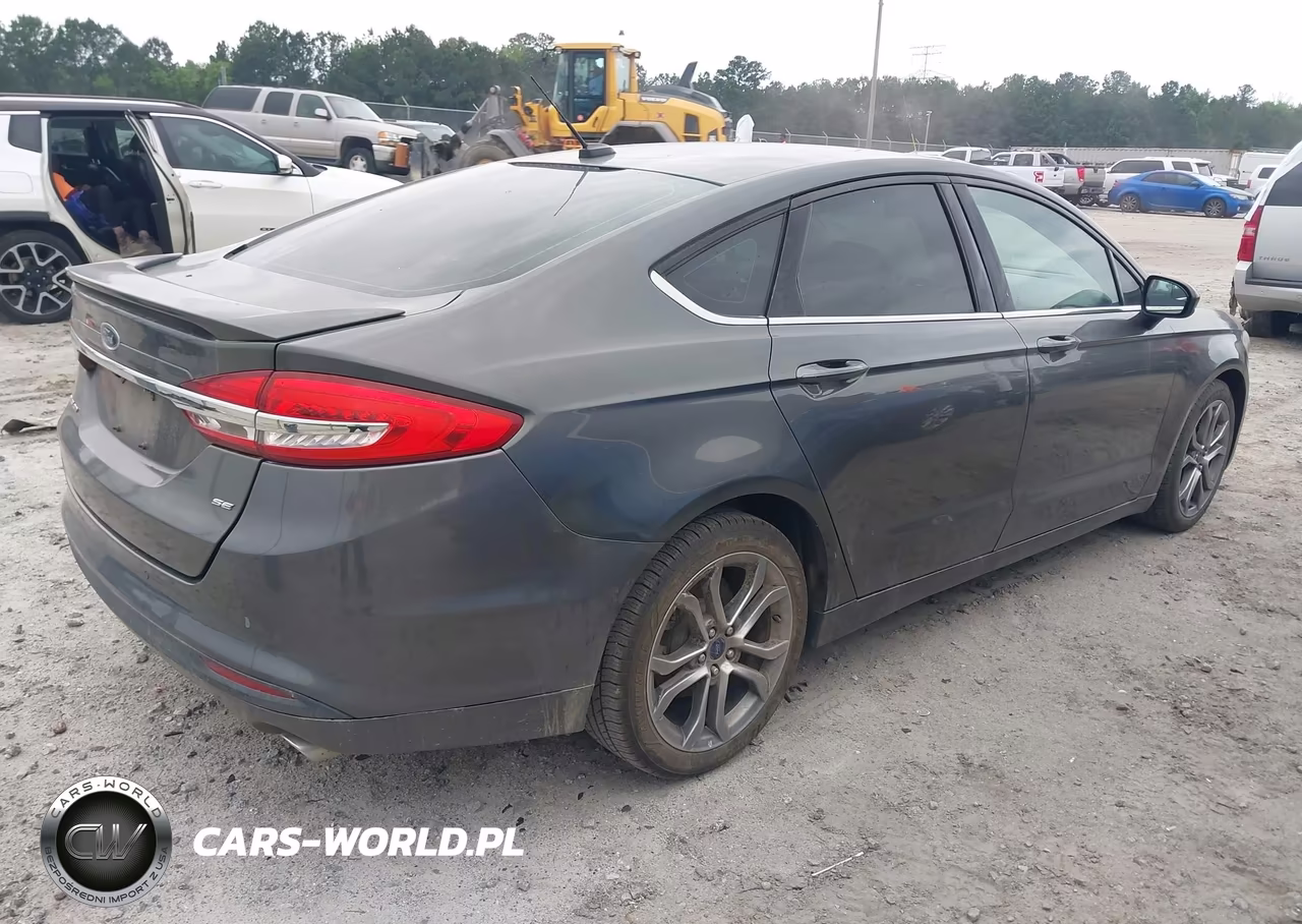 2017 Ford Fusion Se VIN:3FA6P0H7XHR335825 - 4