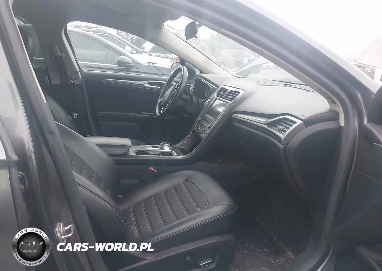 2017 Ford Fusion Se VIN:3FA6P0H7XHR335825 - 5