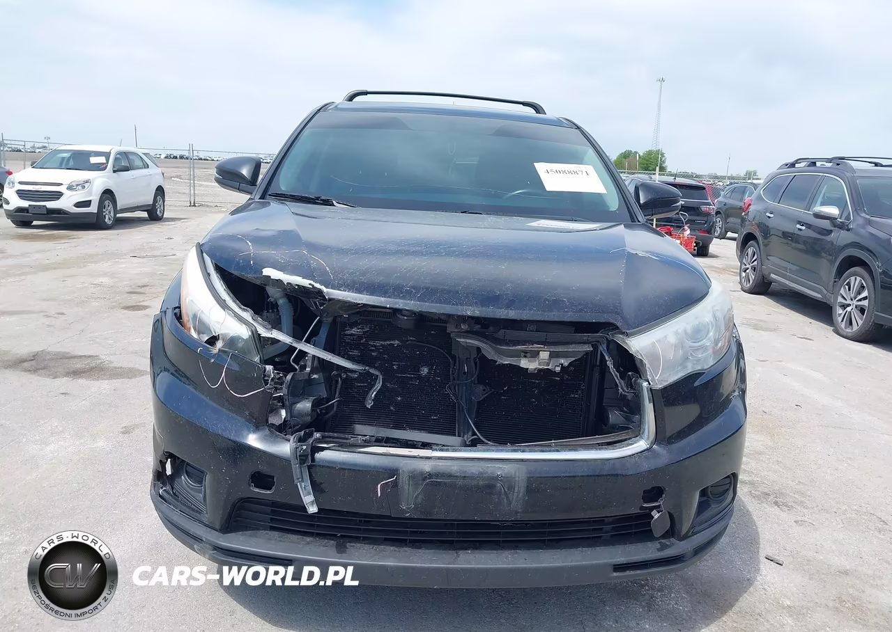 2016 Toyota Highlander Le V6 VIN:5TDBKRFH3GS300546 - 6
