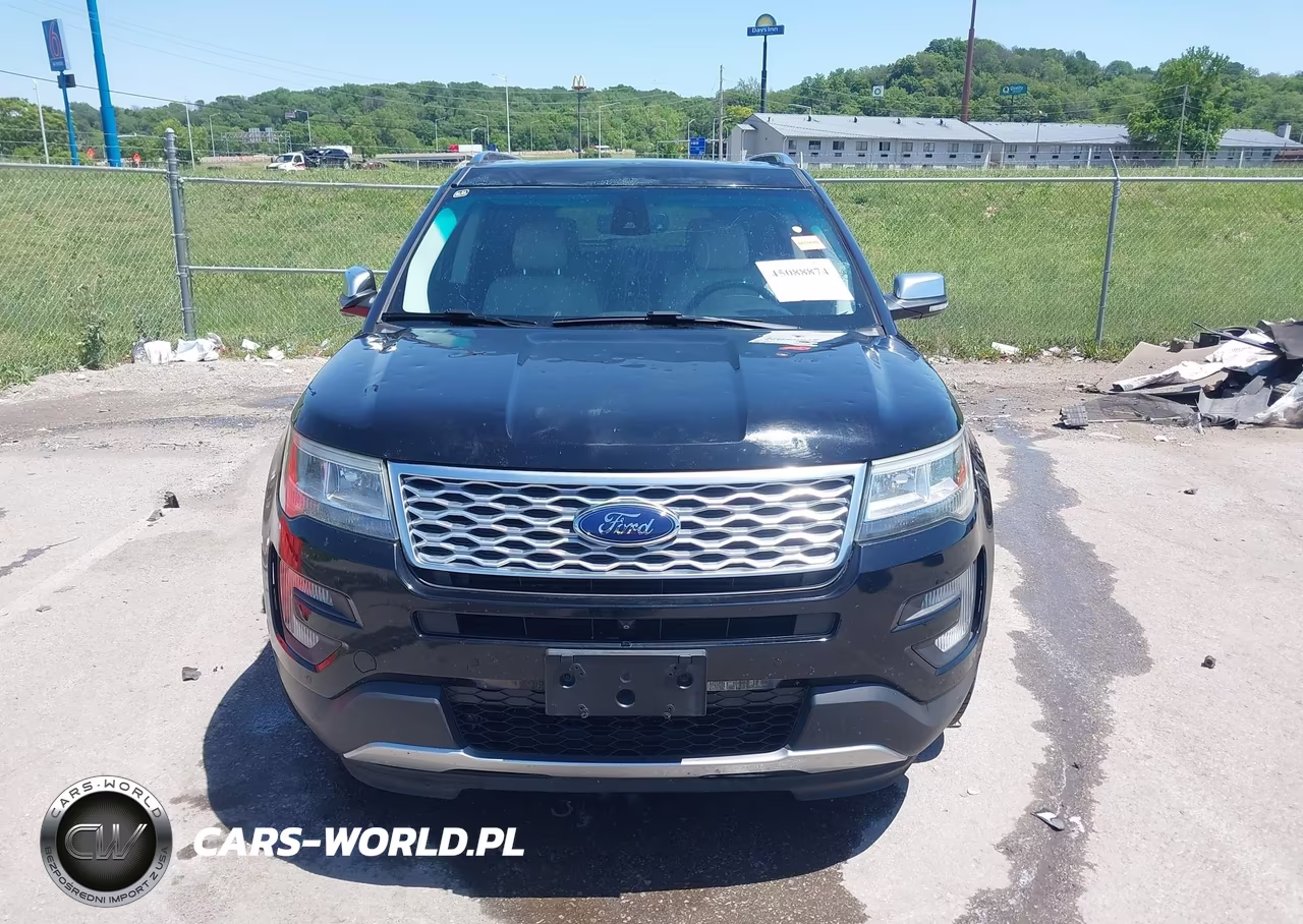 2016 Ford Explorer Platinum VIN:1FM5K8HT8GGC02529 - 12