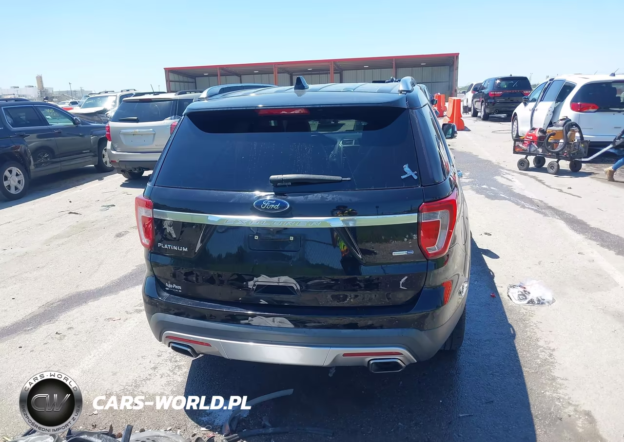 2016 Ford Explorer Platinum VIN:1FM5K8HT8GGC02529 - 16