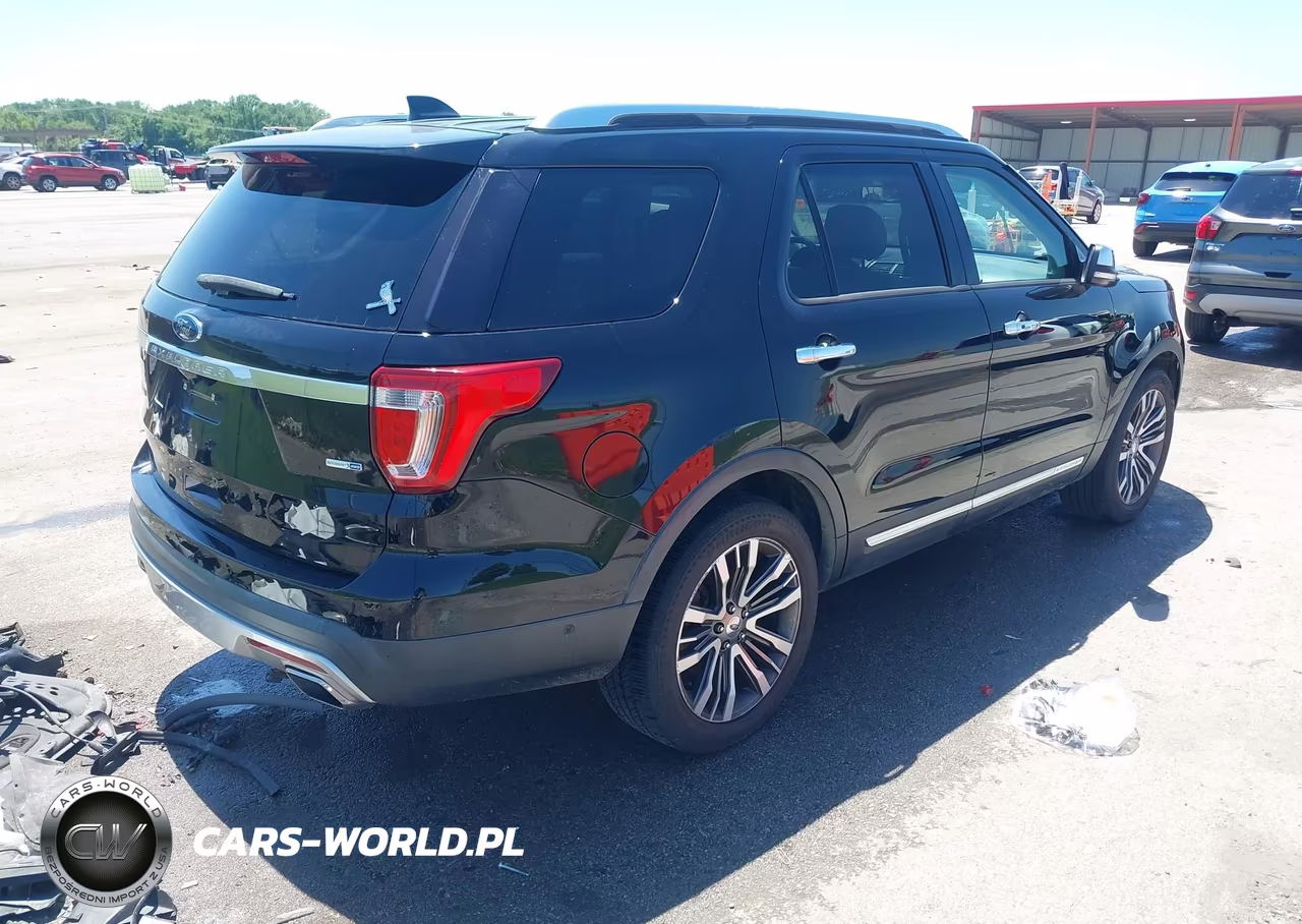 2016 Ford Explorer Platinum VIN:1FM5K8HT8GGC02529 - 4
