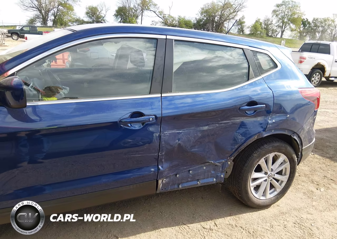 2019 Nissan Rogue Sport S VIN:JN1BJ1CR6KW333182 - 6