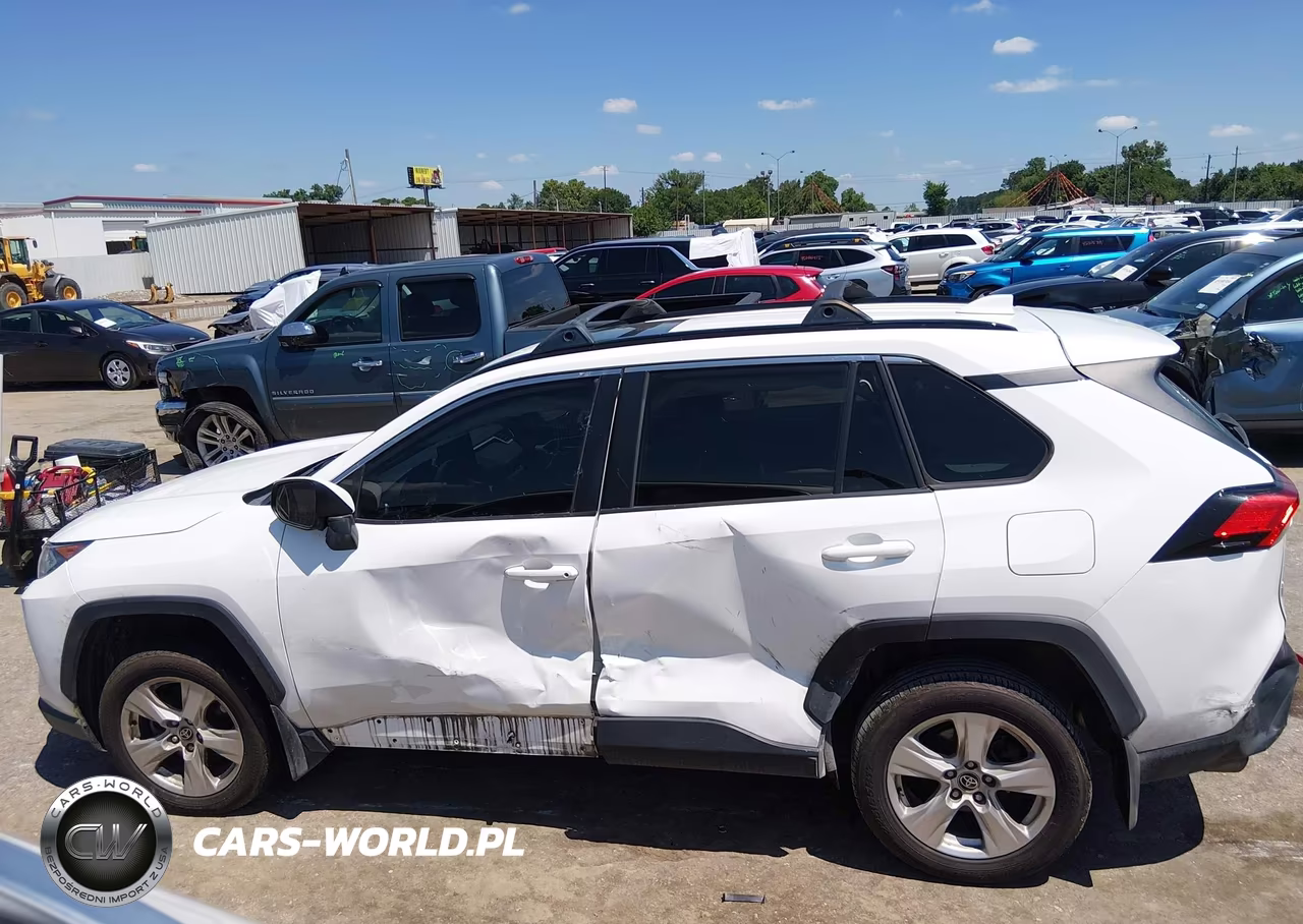2021 Toyota Rav4 Xle VIN:2T3W1RFV2MC169096 - 14