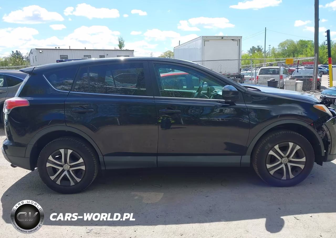 2018 Toyota Rav4 Le VIN:2T3ZFREV5JW465188 - 13
