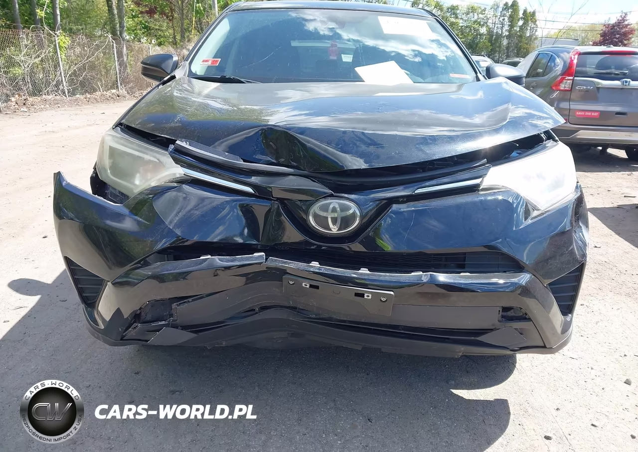 2018 Toyota Rav4 Le VIN:2T3ZFREV5JW465188 - 6
