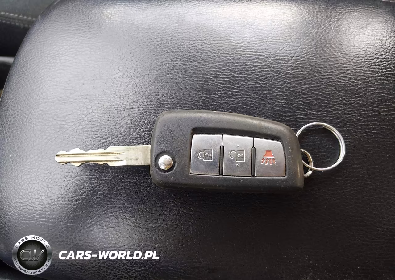 2015 Nissan Rogue S VIN:5N1AT2MV3FC915702 - 11