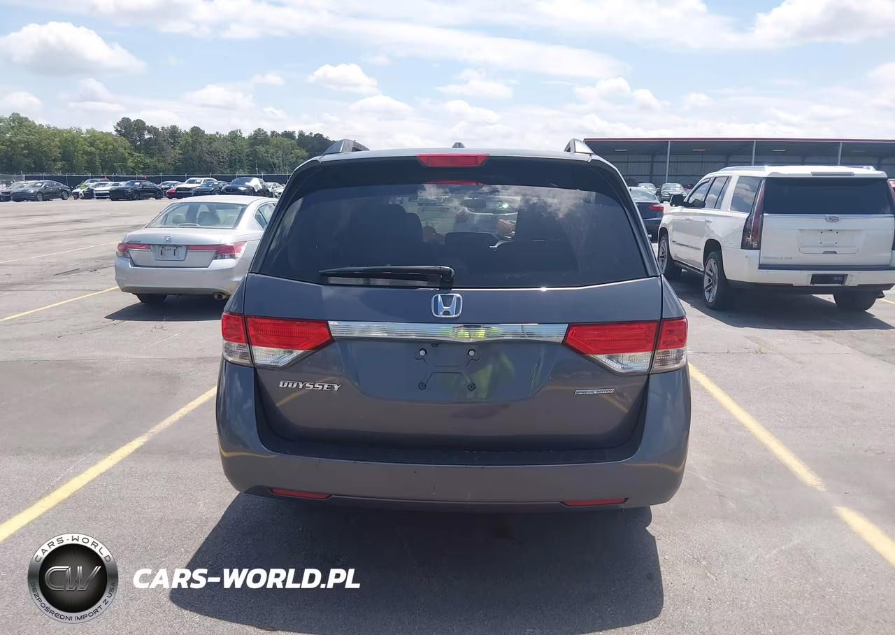 2017 Honda Odyssey Se VIN:5FNRL5H31HB022340 - 17