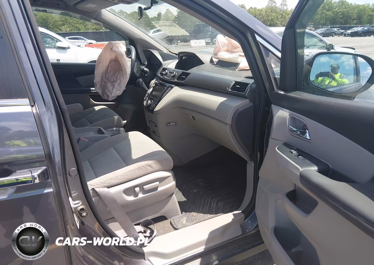 2017 Honda Odyssey Se VIN:5FNRL5H31HB022340 - 5