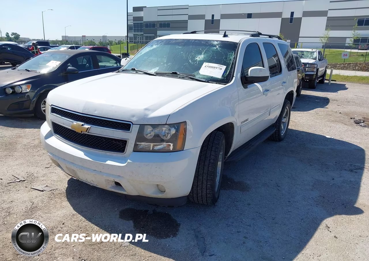 2013 Chevrolet Tahoe Lt VIN:1GNSCBE0XDR322366 - 2