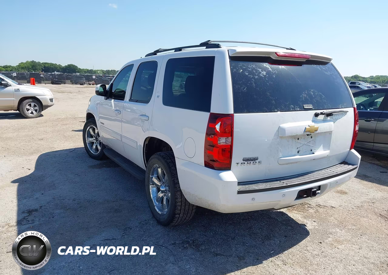 2013 Chevrolet Tahoe Lt VIN:1GNSCBE0XDR322366 - 3
