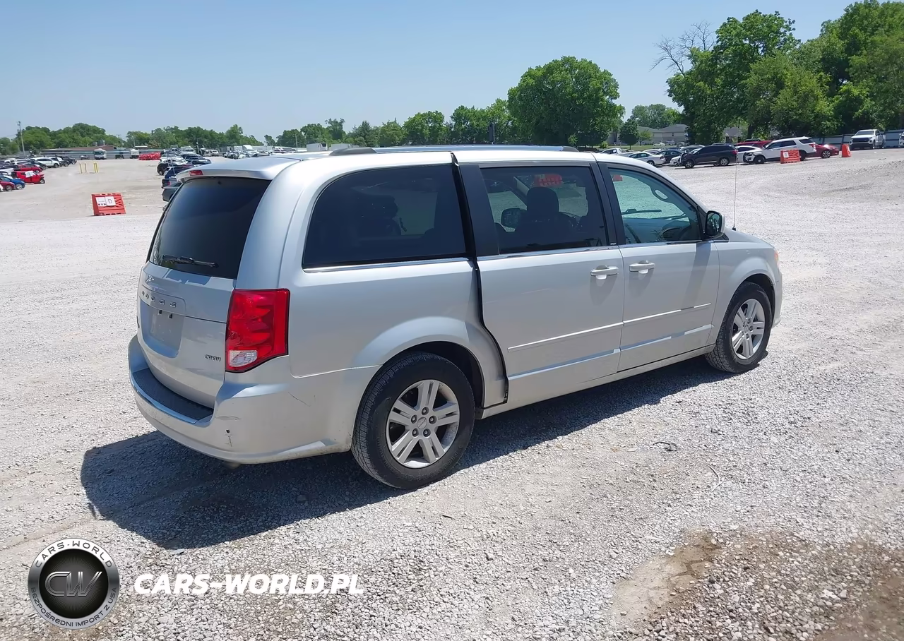 2012 Dodge Grand Caravan Crew VIN:2C4RDGDG8CR251029 - 4