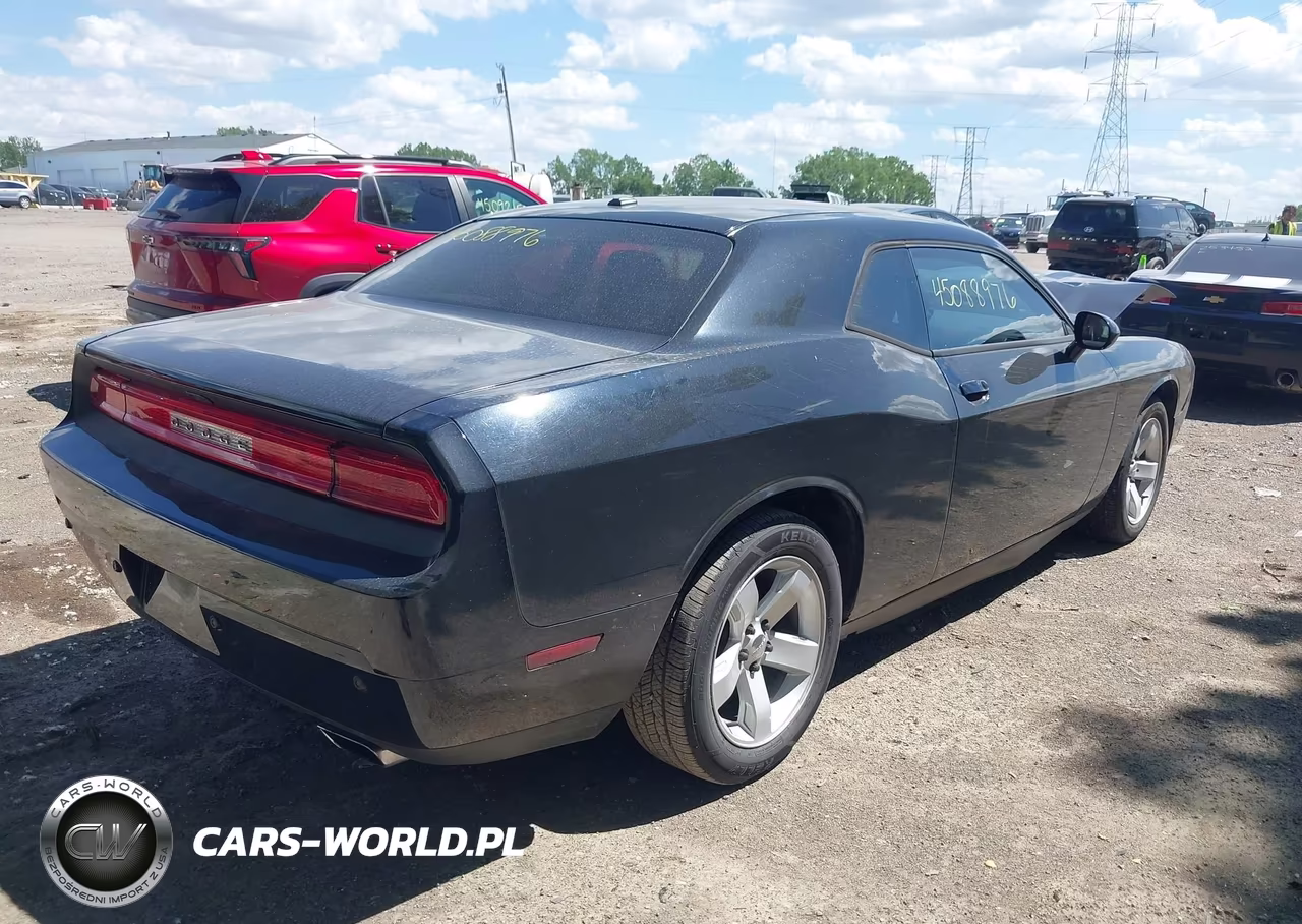 2013 Dodge Challenger Sxt VIN:2C3CDYAG5DH511320 - 4