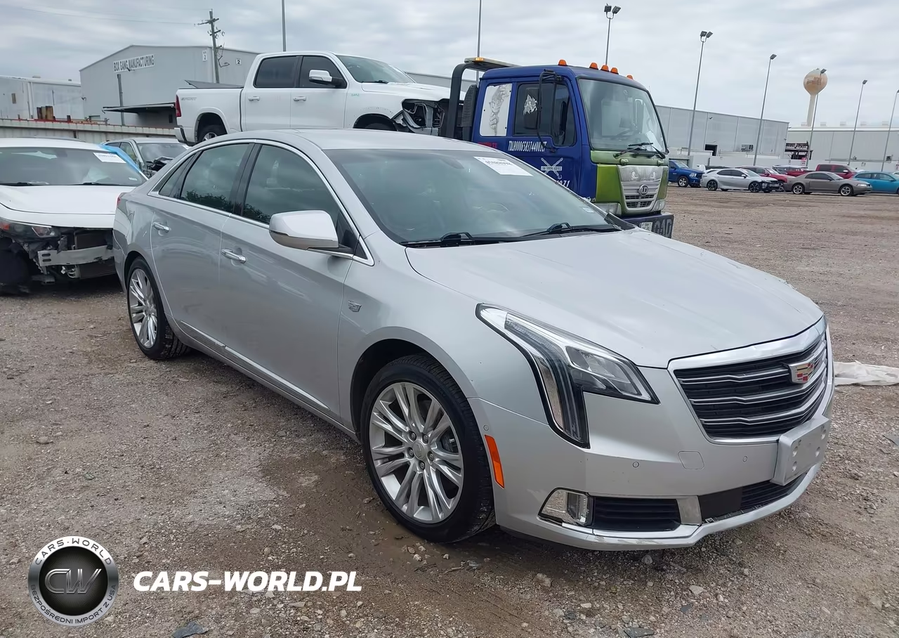 2018 Cadillac Xts Luxury – zdjęcie 1 z 16