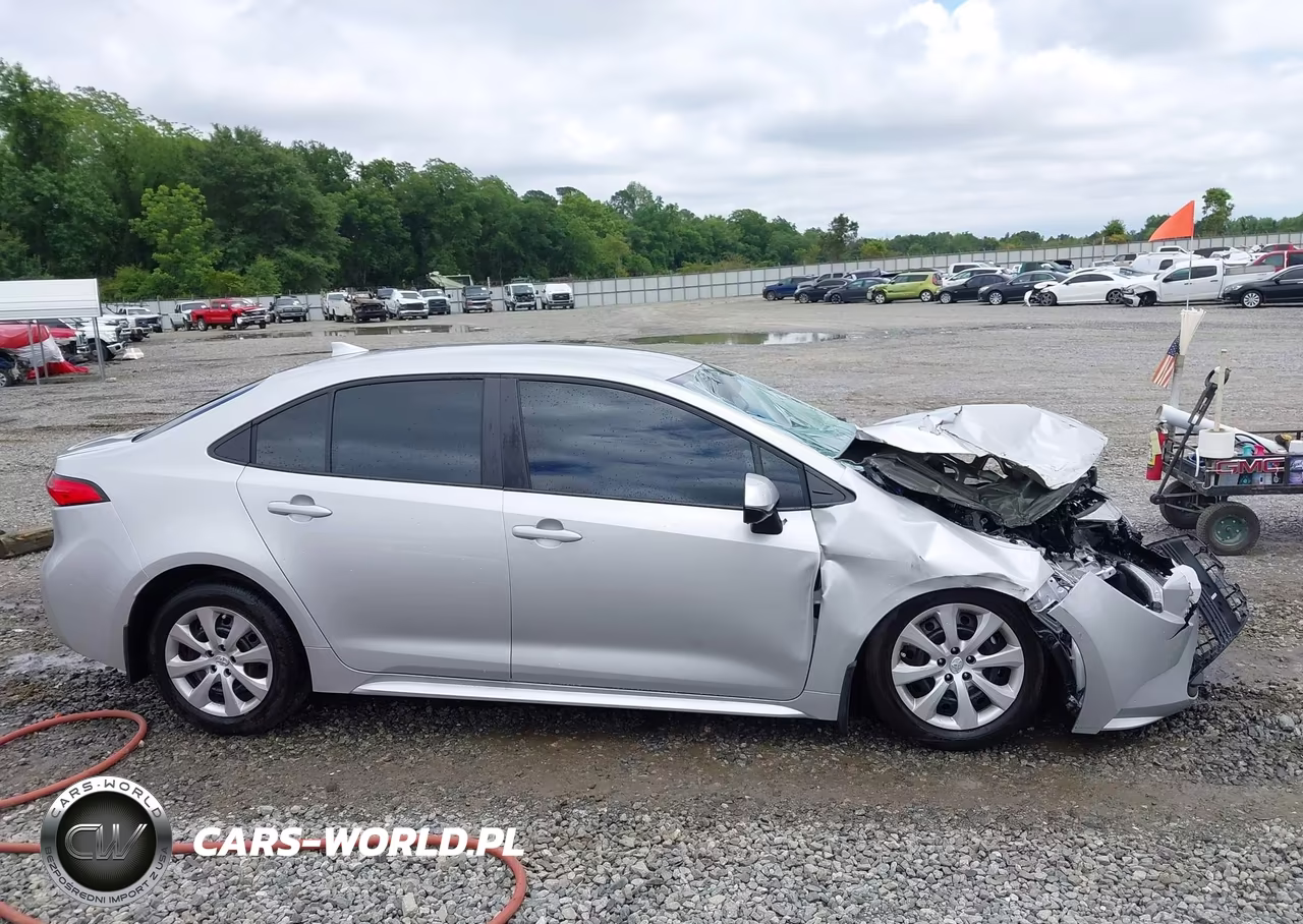 2026 Toyota Corolla Le VIN:5YFB4MDE2TP388336 - 13