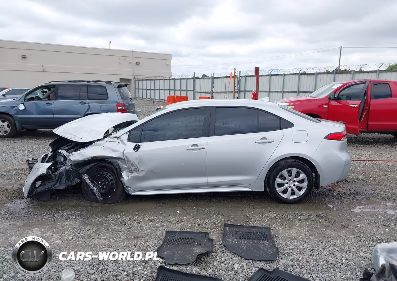2026 Toyota Corolla Le VIN:5YFB4MDE2TP388336 - 14