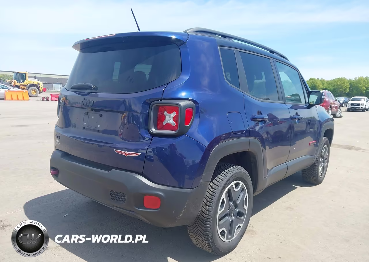 2017 Jeep Renegade Trailhawk 4X4 VIN:ZACCJBCB8HPE68552 - 4