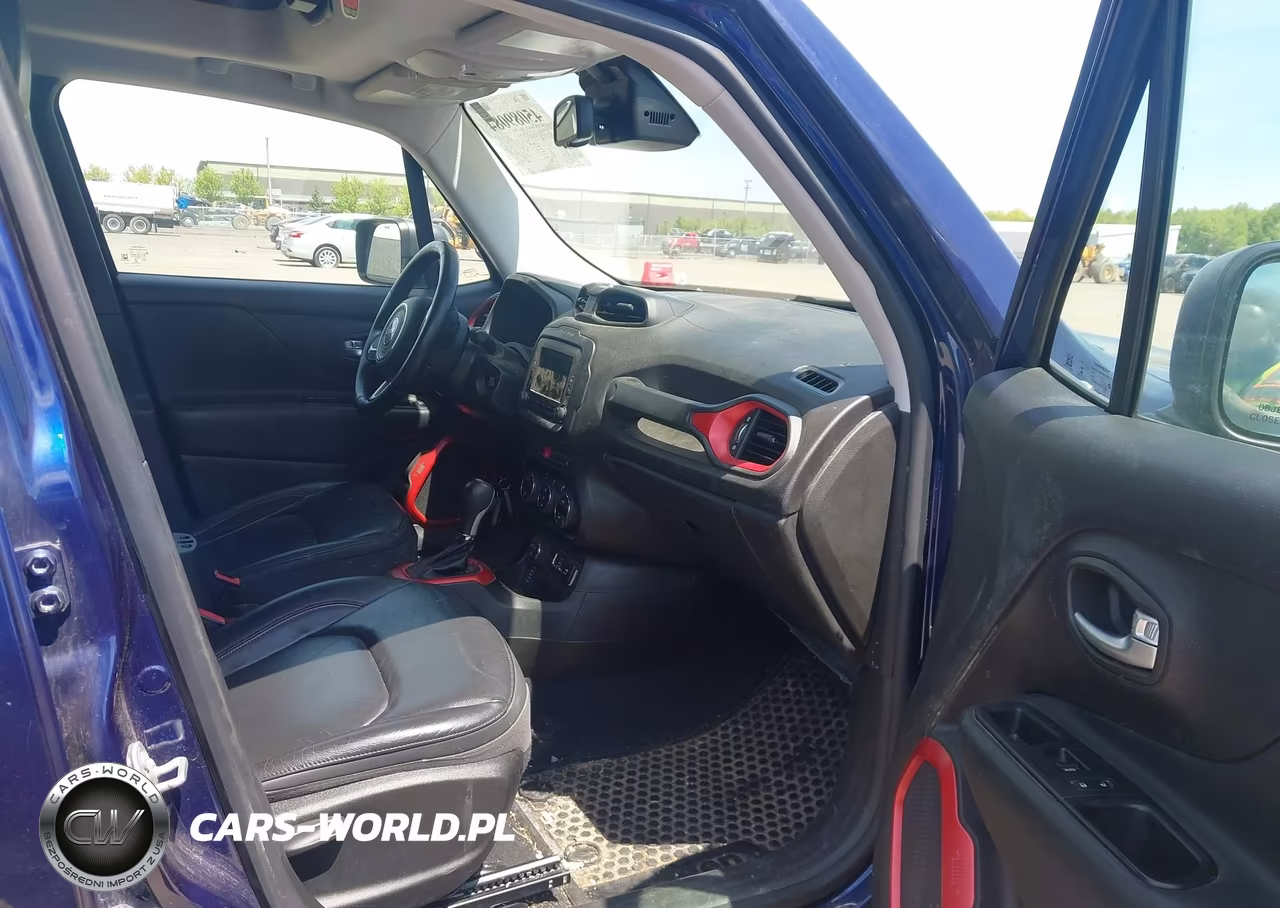 2017 Jeep Renegade Trailhawk 4X4 VIN:ZACCJBCB8HPE68552 - 5