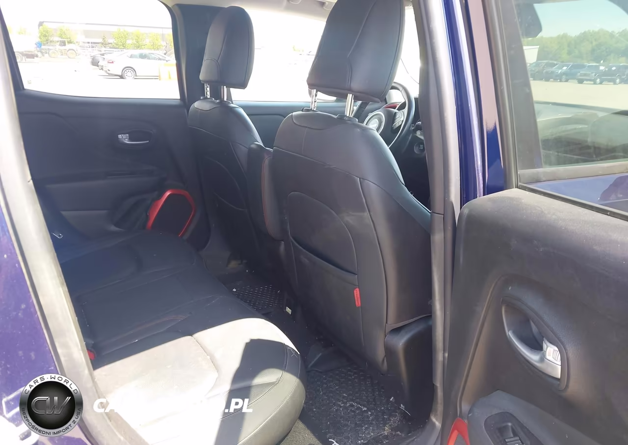 2017 Jeep Renegade Trailhawk 4X4 VIN:ZACCJBCB8HPE68552 - 8