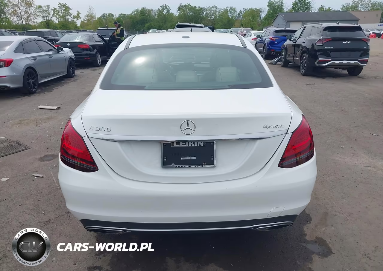 2019 Mercedes-Benz C 300 4Matic VIN:55SWF8EB1KU305916 - 16
