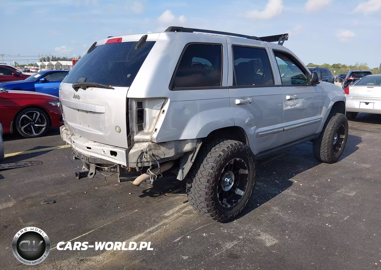 2010 Jeep Grand Cherokee Laredo VIN:1J4PR4GK3AC118489 - 4
