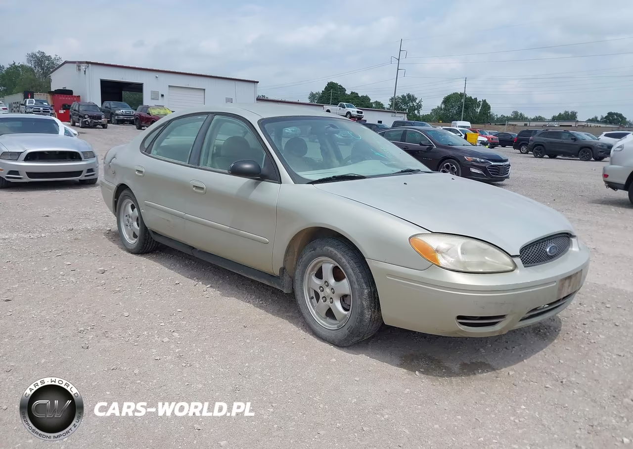 2005 Ford Taurus Se