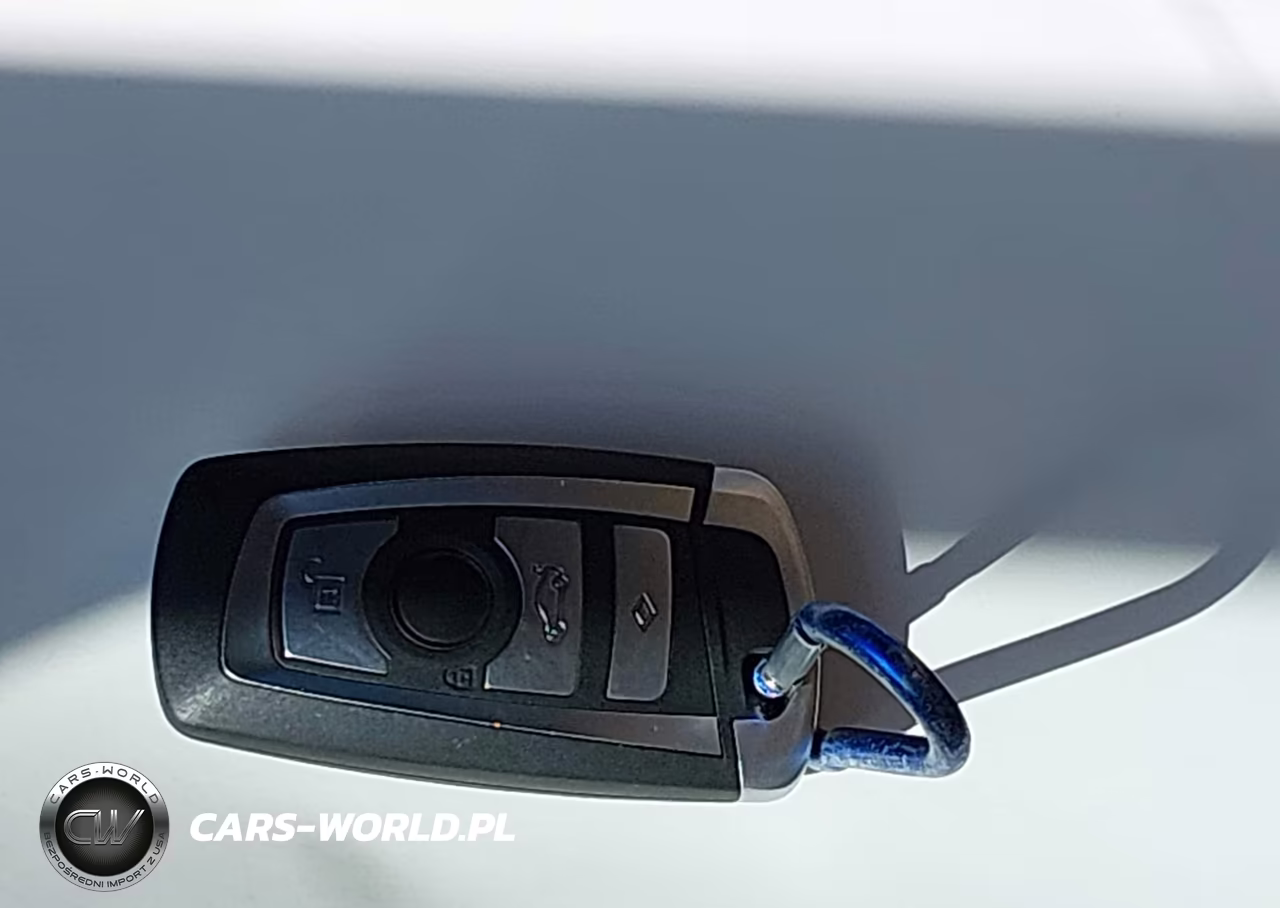 2017 BMW X3 xDrive28I VIN:5UXWX9C55H0D99079 - 11