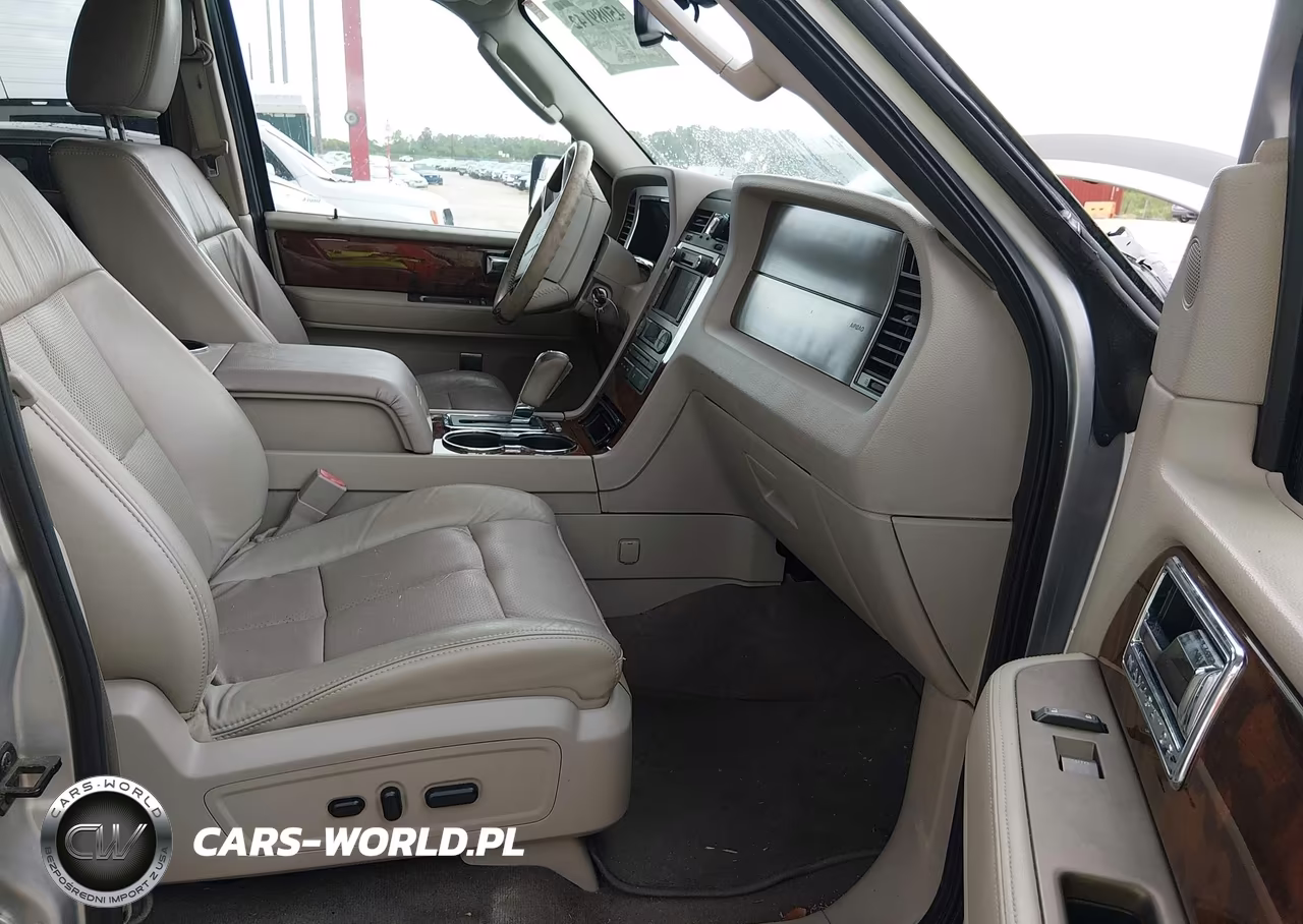 2014 Lincoln Navigator VIN:5LMJJ2H58EEL07903 - 5
