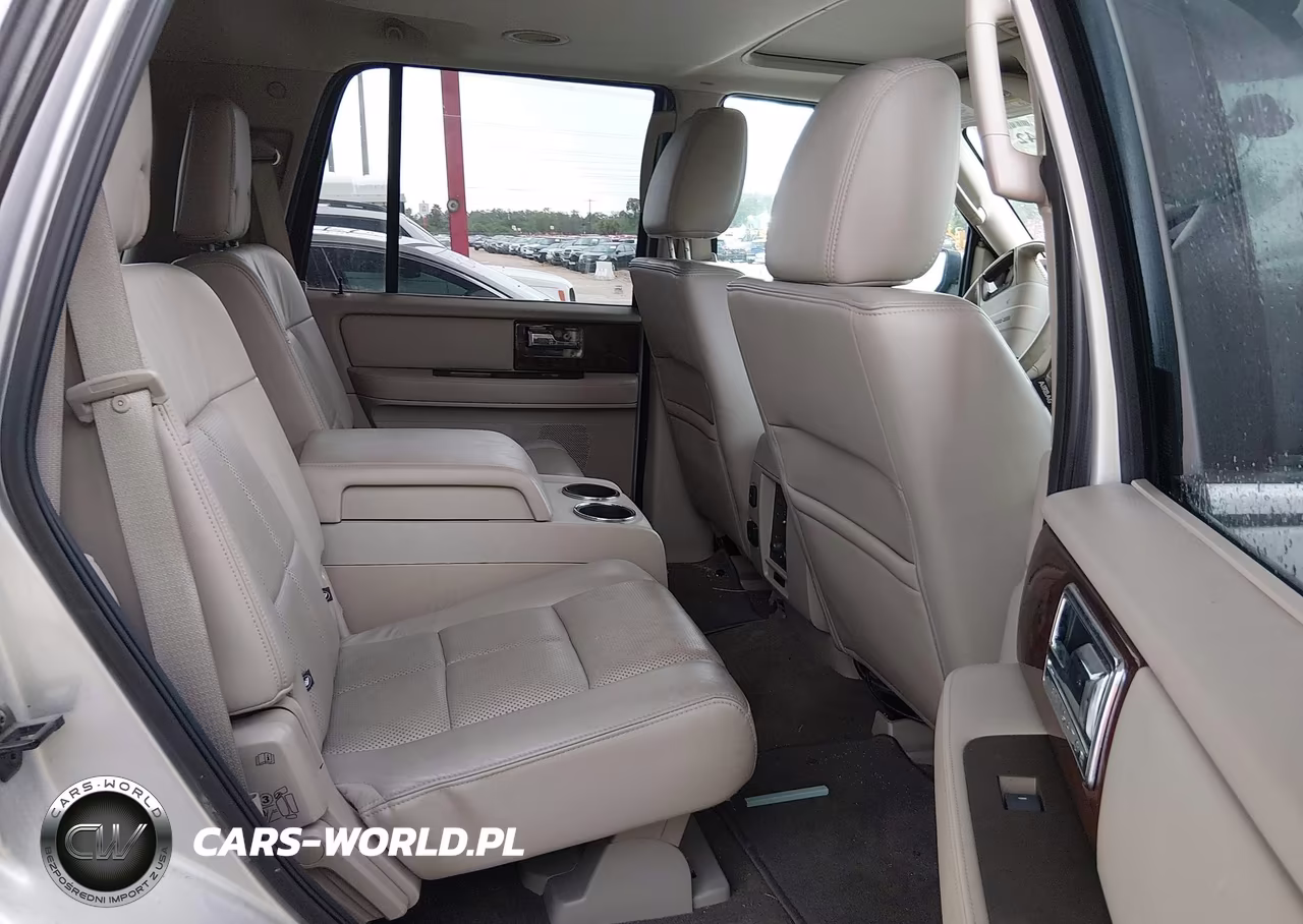 2014 Lincoln Navigator VIN:5LMJJ2H58EEL07903 - 8