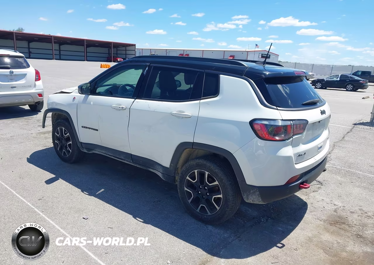 2019 Jeep Compass Trailhawk 4X4 VIN:3C4NJDDBXKT619300 - 3