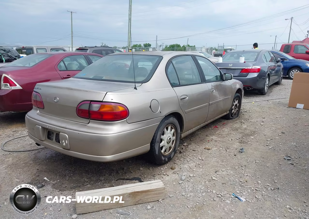 1997 Chevrolet Malibu VIN:1G1ND52M4VY123664 - 4