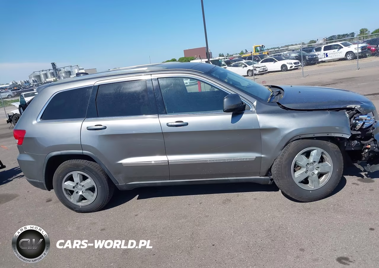 2012 Jeep Grand Cherokee Laredo VIN:1C4RJFAGXCC169514 - 13
