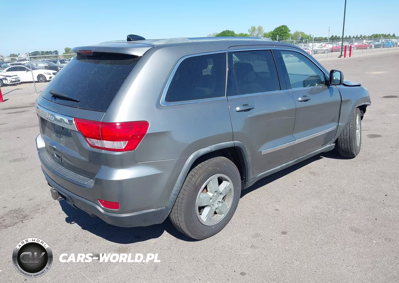 2012 Jeep Grand Cherokee Laredo VIN:1C4RJFAGXCC169514 - 4